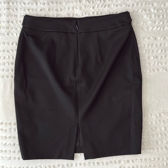 Express women’s dress skirt. Black with gold button detail. Size 12 - Picture 2 of 2
